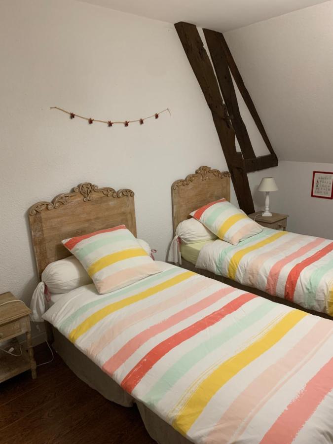 Bed and Breakfast La Ferme D'Aristide Saillenard Esterno foto