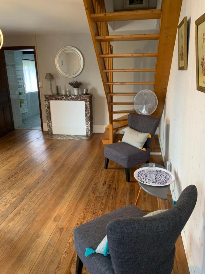 Bed and Breakfast La Ferme D'Aristide Saillenard Esterno foto
