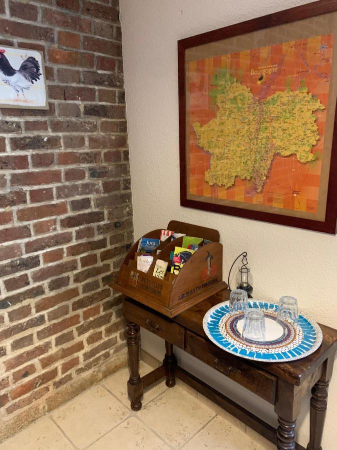 Bed and Breakfast La Ferme D'Aristide Saillenard Esterno foto