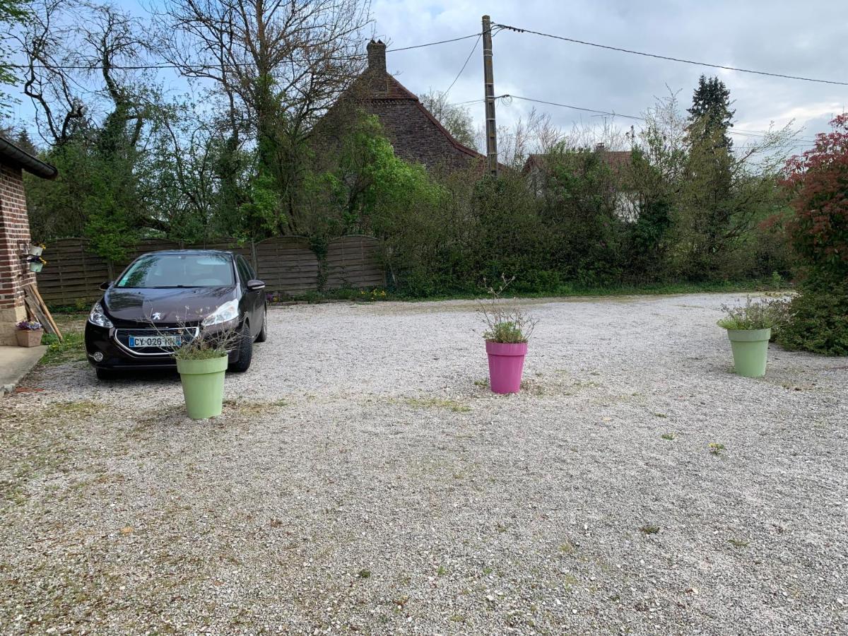 Bed and Breakfast La Ferme D'Aristide Saillenard Esterno foto