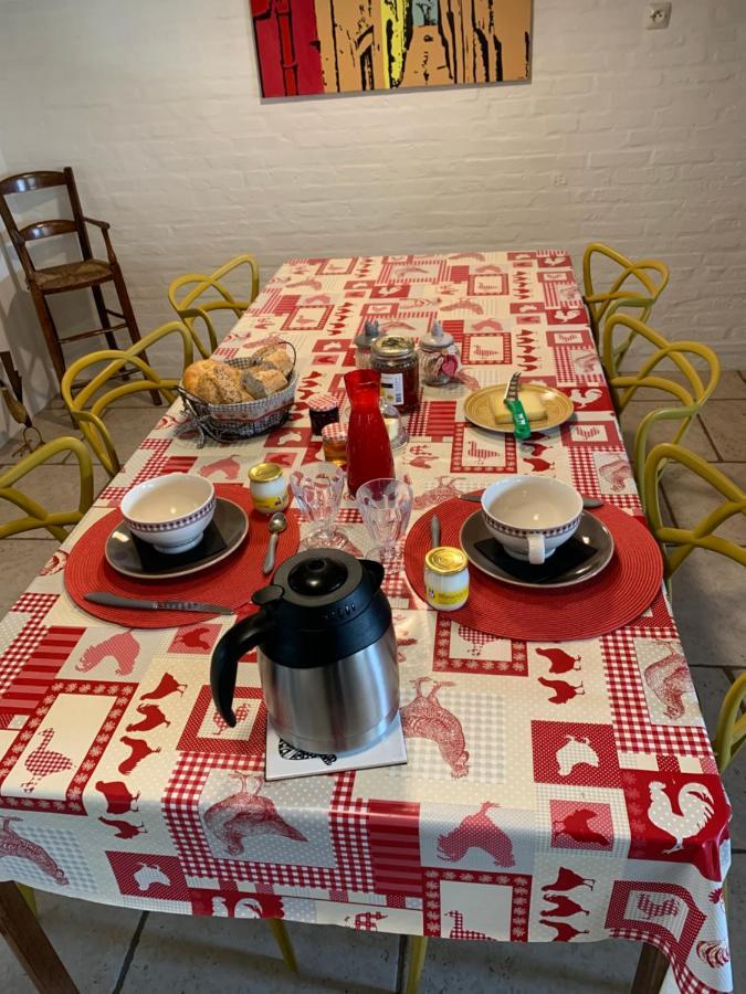 Bed and Breakfast La Ferme D'Aristide Saillenard Esterno foto