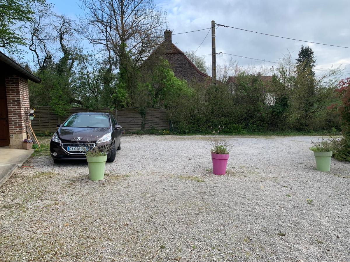 Bed and Breakfast La Ferme D'Aristide Saillenard Esterno foto